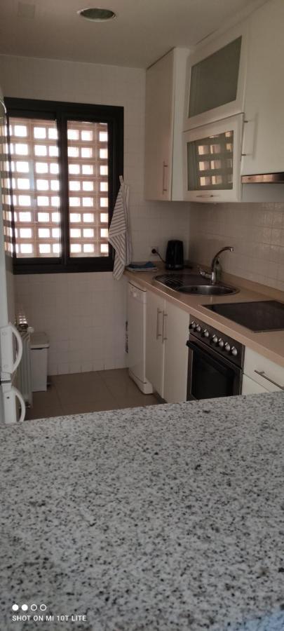 Bevs Ground Floor Roda Golf Apartment! Apartment *